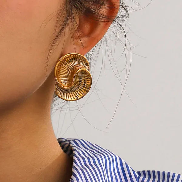 Golden_Stainless_Steel_And_Hypoallergenic_Coating_Earrings_For_Women